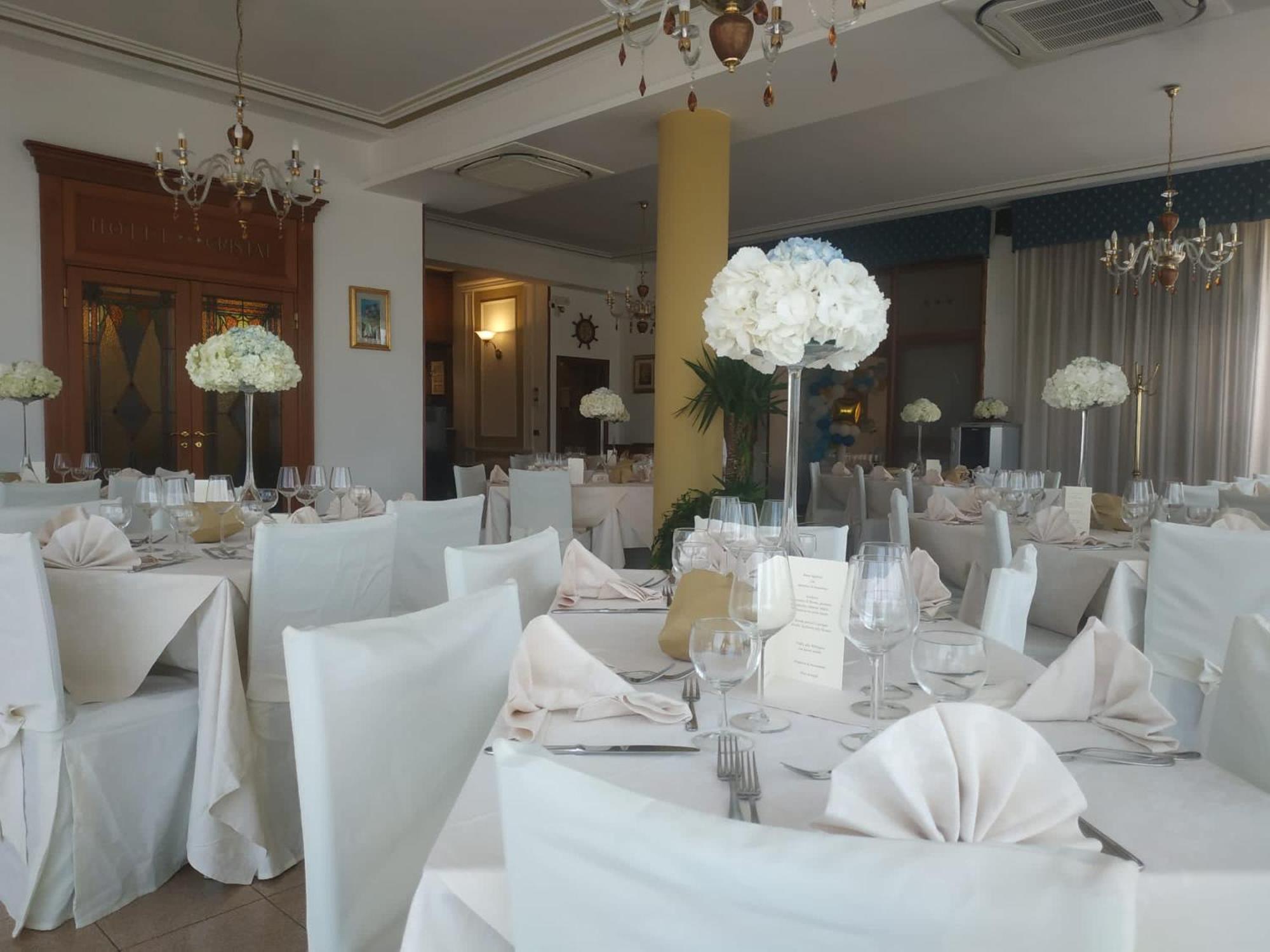 Cristal Hotel Manocalzati Bagian luar foto