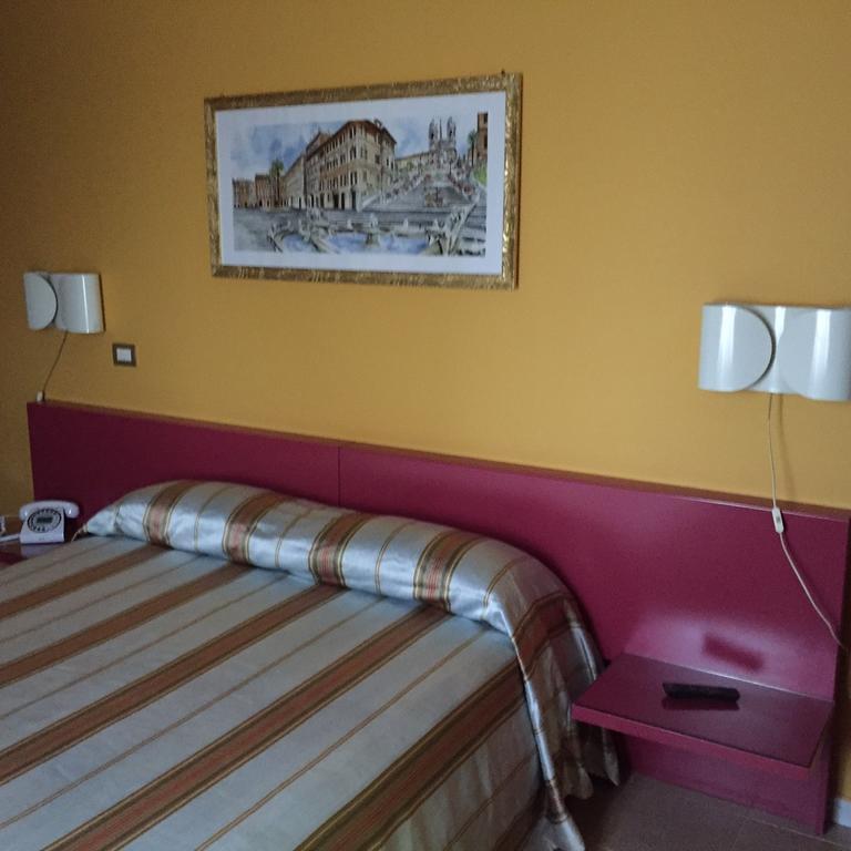 Cristal Hotel Manocalzati Bagian luar foto
